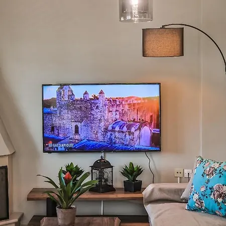 Seafront Privilege House בית נופש *